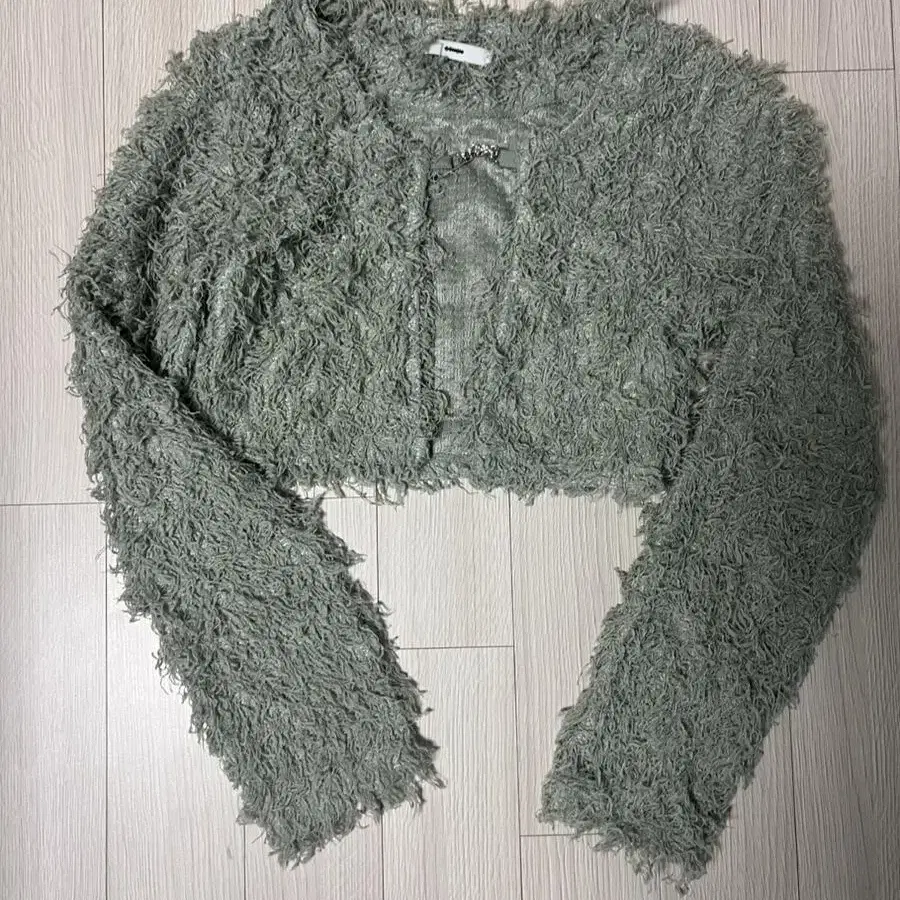 에트몽 볼레로 Pearl Chain Fluffy Cardigan