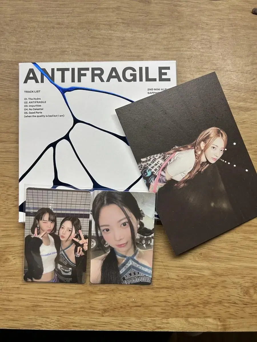 Le Sserafim Antifragile Compact album hong eunchae kim chaewon Sakura