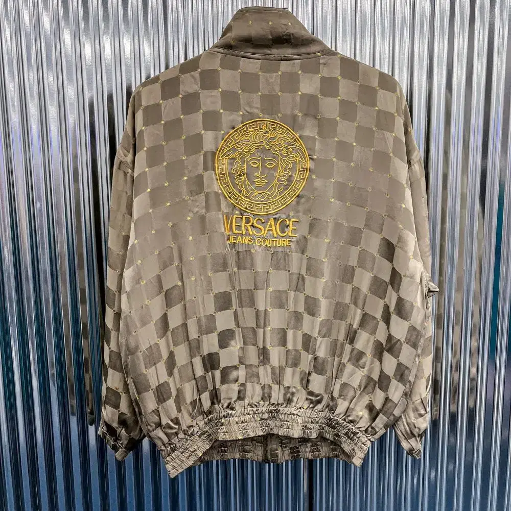 Versace Old School Big Logo Windbreaker (Domestic XL) K570