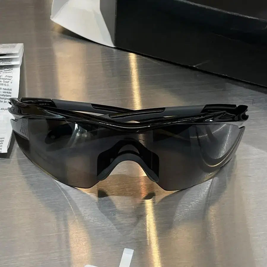 Oakley M2 Frame Sunglasses 오클리 M2