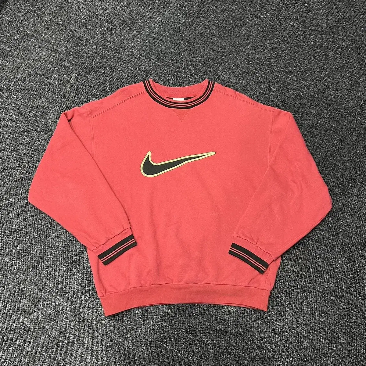 90s Nike Old School Sweatshirt