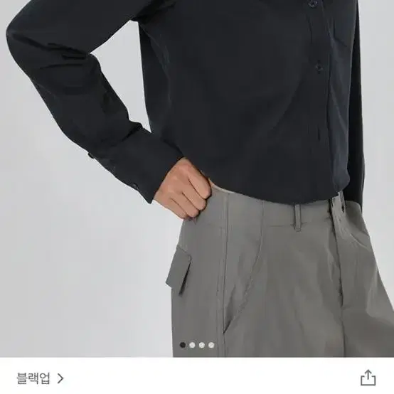 블랙업 샤큰베이직 블루 크롭셔츠+체일러피치코튼크롭셔츠