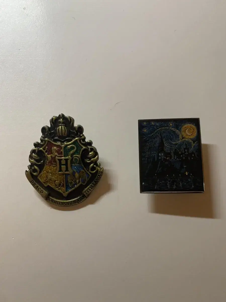 Vintage pinbadges