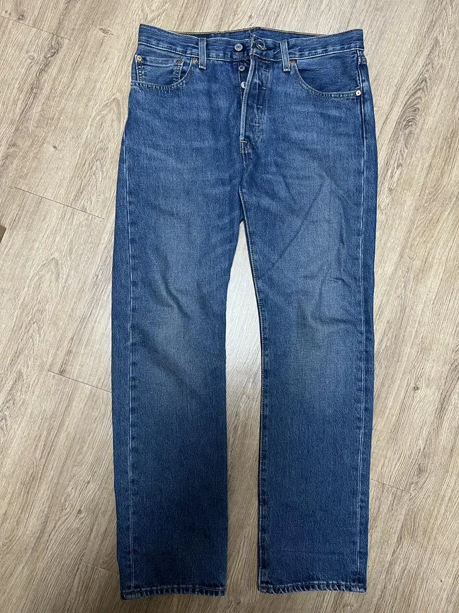 Levi's 501-3335 32x32