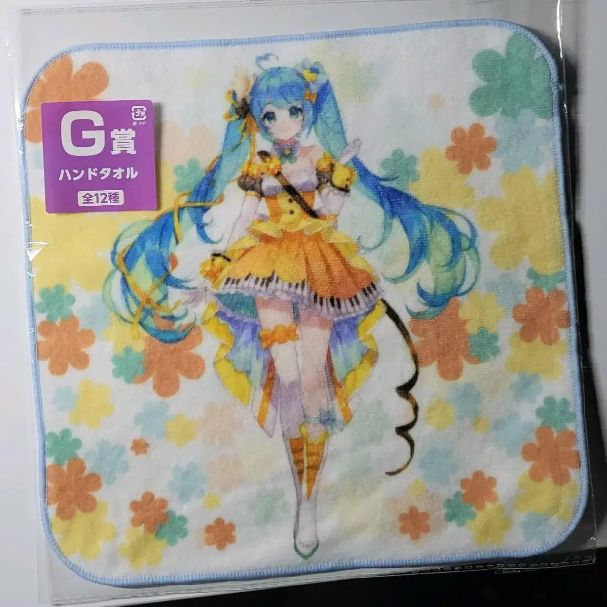 Hatsunemiku TowelPes Ichibankuji G Award Hand Towel