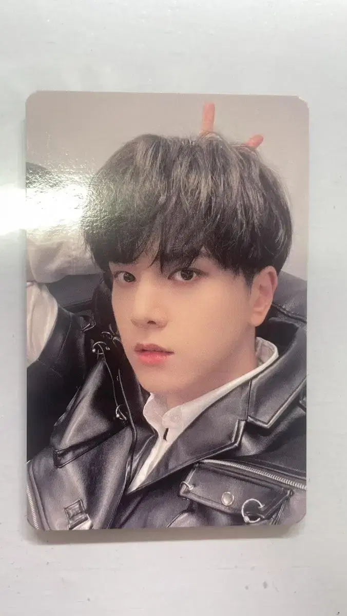 The Boyz younghoon Derby Zone photocard Sell it.