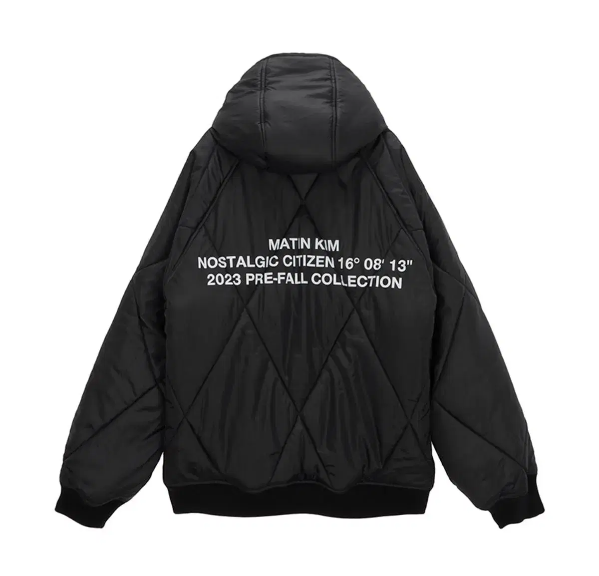 마뗑킴 BACK TYPO QUILTING HOOD JUMPER black