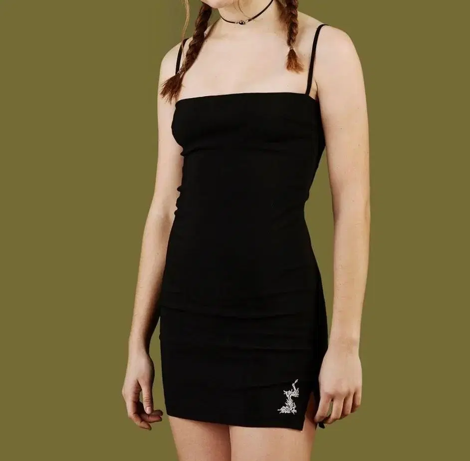 Unif O-ren dress ONEPIECE (baek yerin, blackpink jennie wearing)