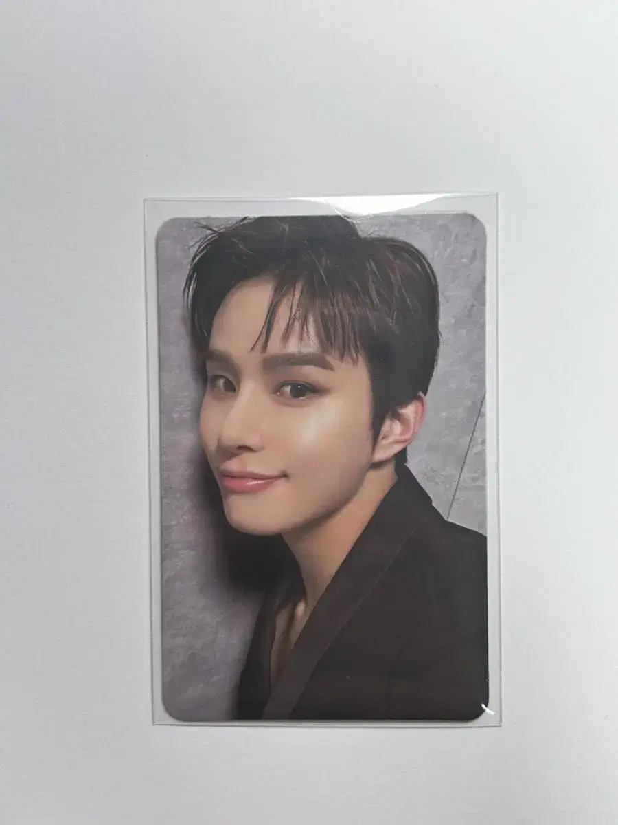 Jungwoo Perfume photobook photocard WTS