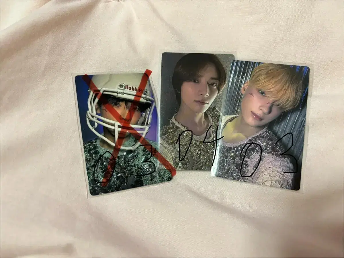 txt Freefall showcase unreleased photocard beomgyu hueningkai