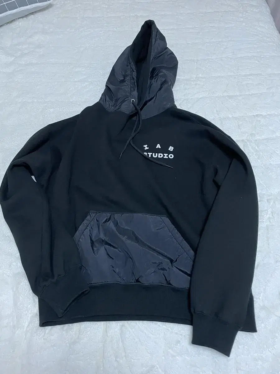 iApp Hoodie Black M sells