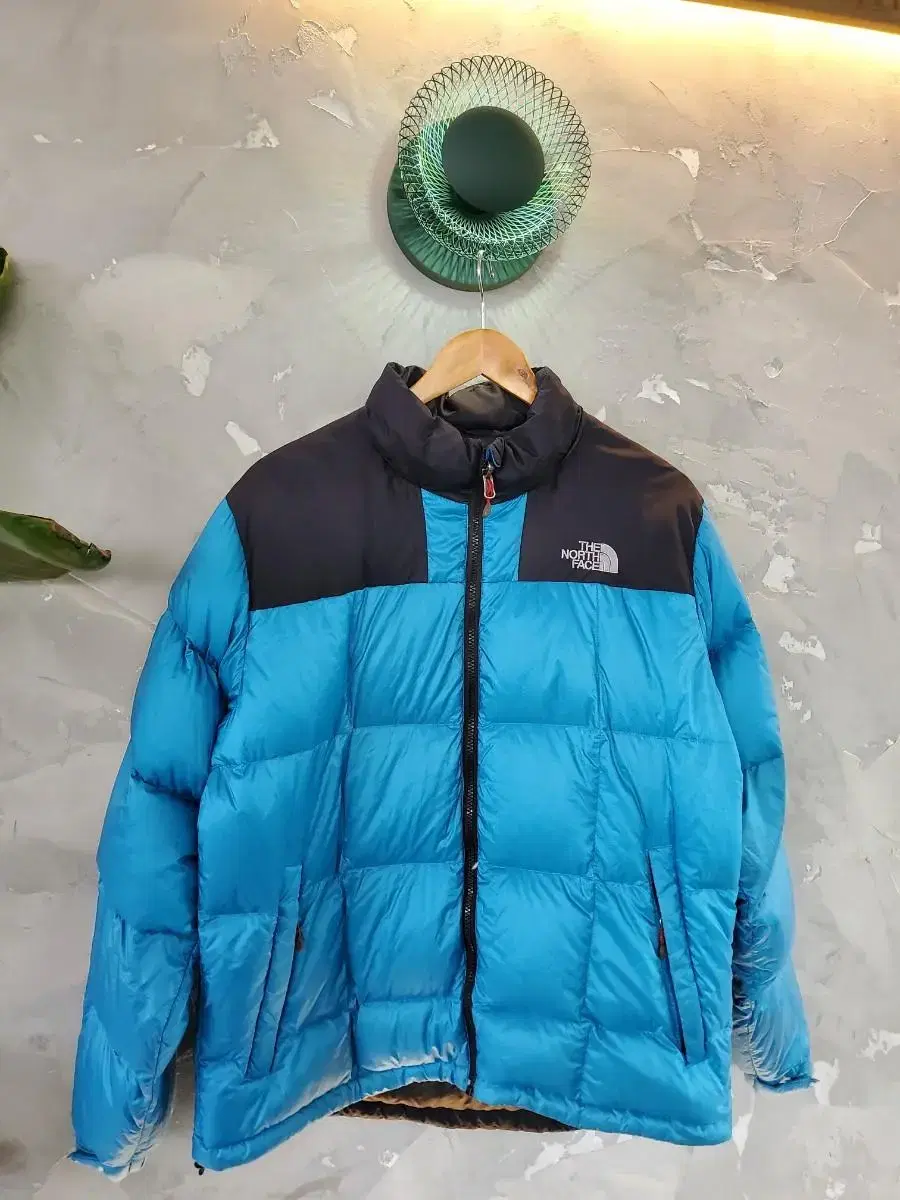 The North Face 800 Padded 100SIZE fei