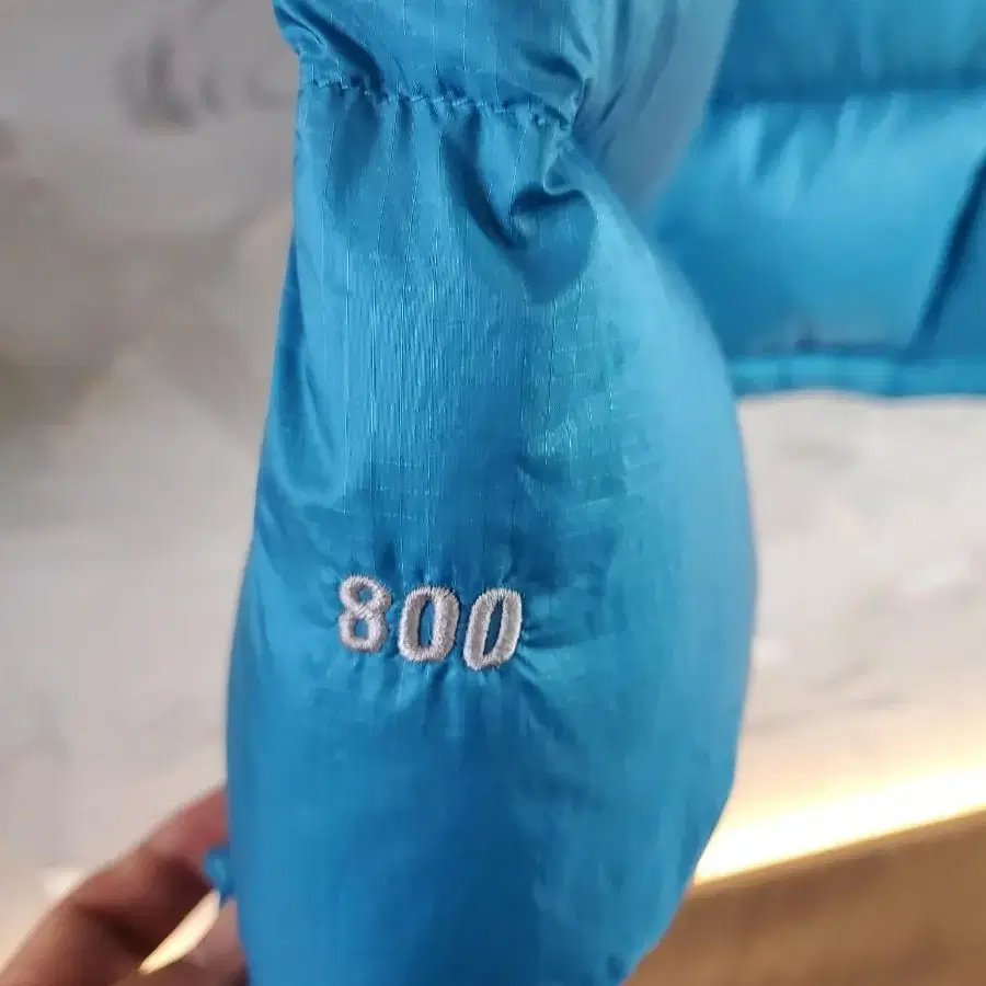 노스페이스 800 패딩 100SIZE 팝니다