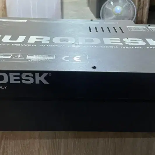 Behringer eurodesk 400w mx8000 파워서플라이