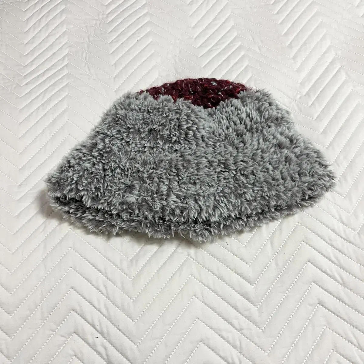 미수아바흐브 pieces furry hat burgundy 버킷햇