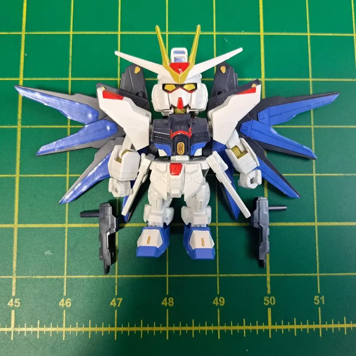 SD Gundam Strike Freedom