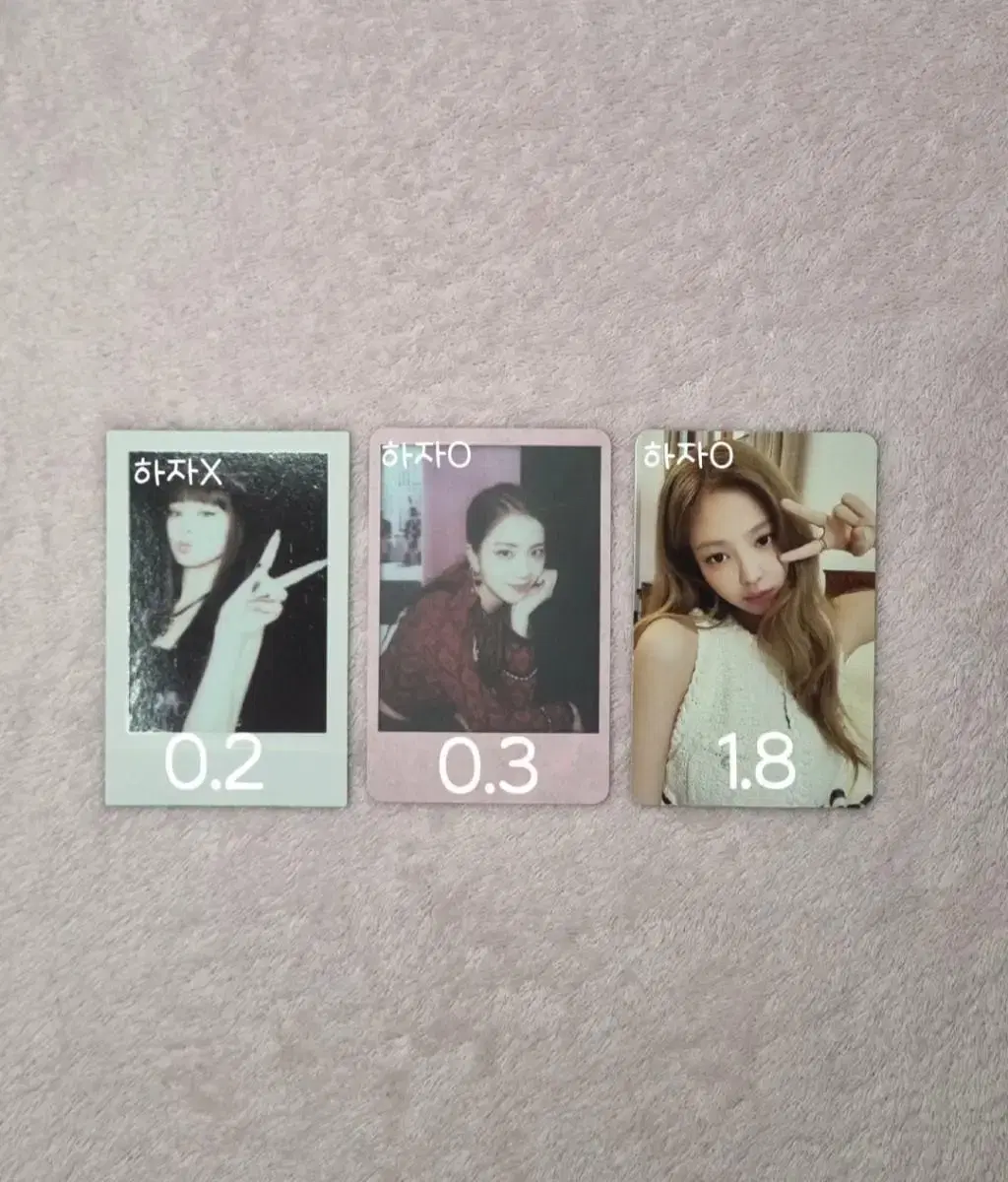 Black Pink Bone Pink jennie lisa Kildish jisoo Photocards to sell