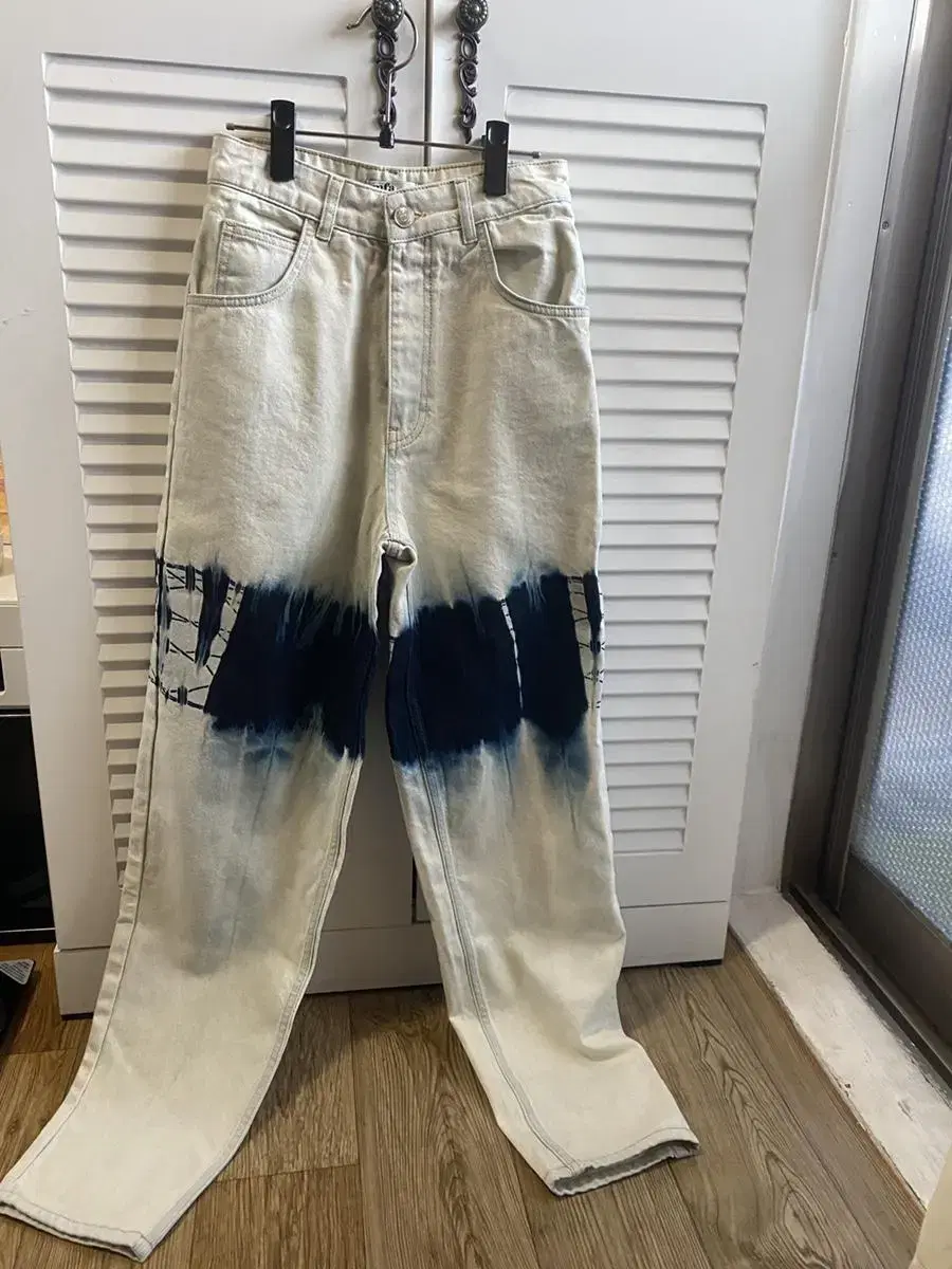 MUSE FOR ALL (MFA)High Waist Washed Vintage Unique Denim Pants