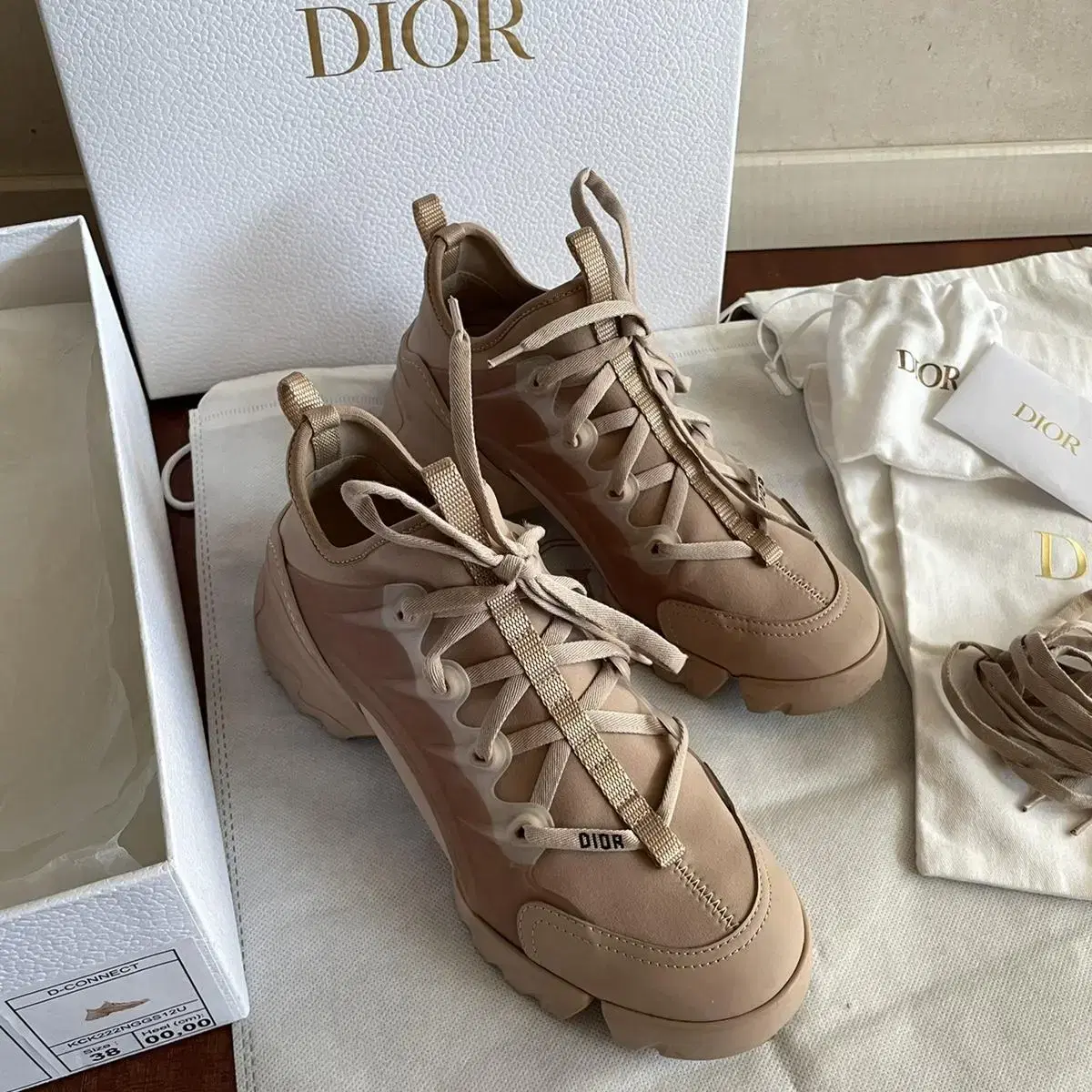 Dior 디올 디커넥트 누드 스니커즈 디올운동화 38