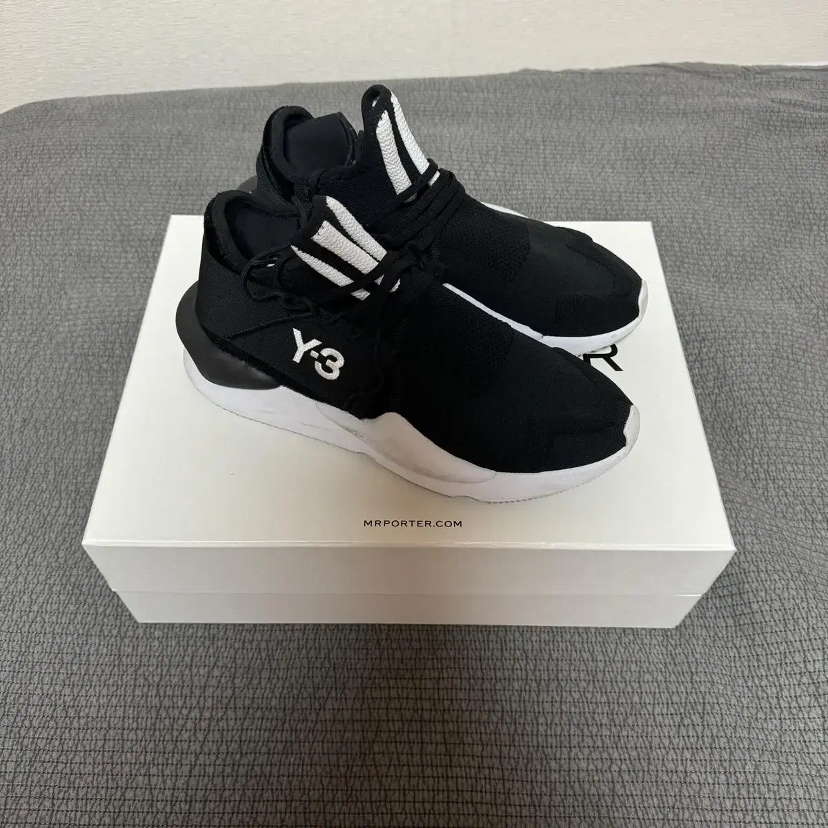 Y-3 카이와 니트 스니커즈