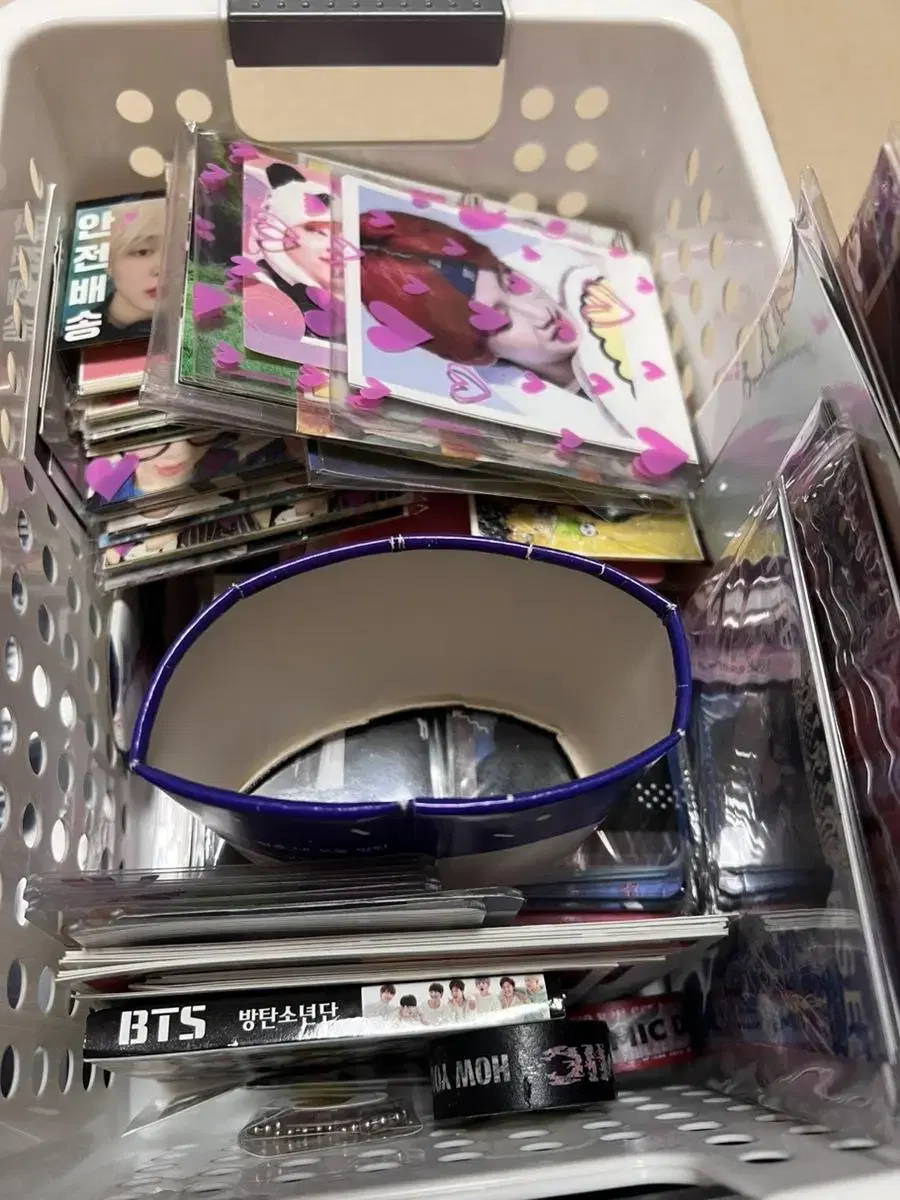 Bulk Bangtan Unofficial Goods & Goods & Moon Goods