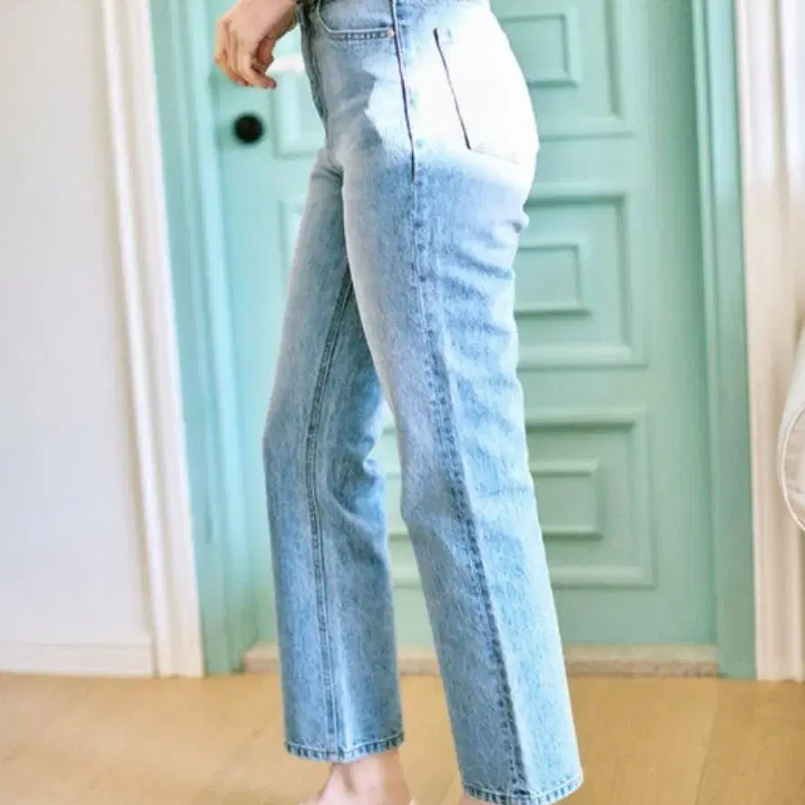 [새상품]패브릭컬러지 semi boots cut denim pants