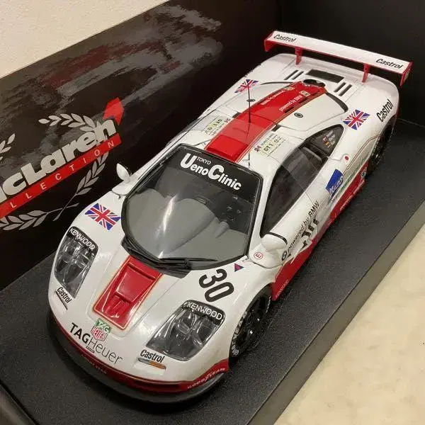 UT모델즈1/18 맥라렌F1 GTR West Competmon 96팝니다