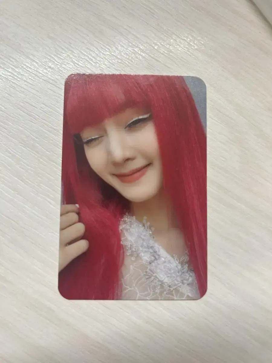 Minnie Hua Photocard