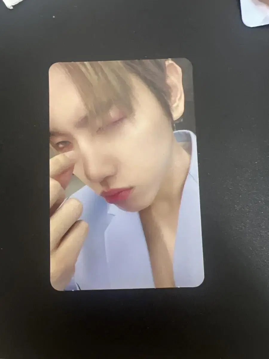 Exo baekhyun loveshot photocard