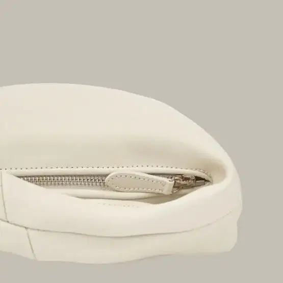 레이스 RRACE - Round Handle Bag_Ivory