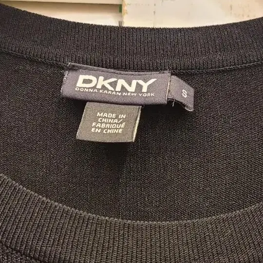 DKNY   66   배색   원피스