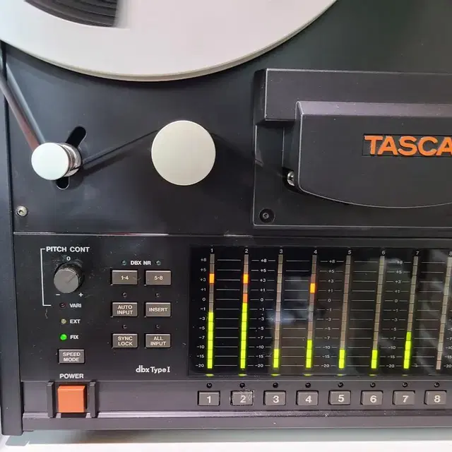 TASCAM TSR-8 8트랙 릴데크