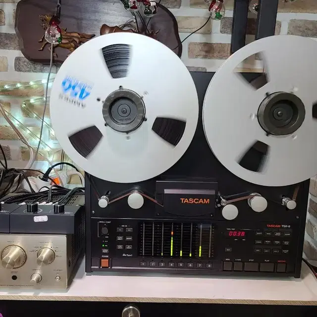 TASCAM TSR-8 8트랙 릴데크