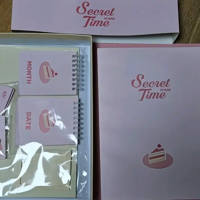 아이즈원  화보집 secret time 중고