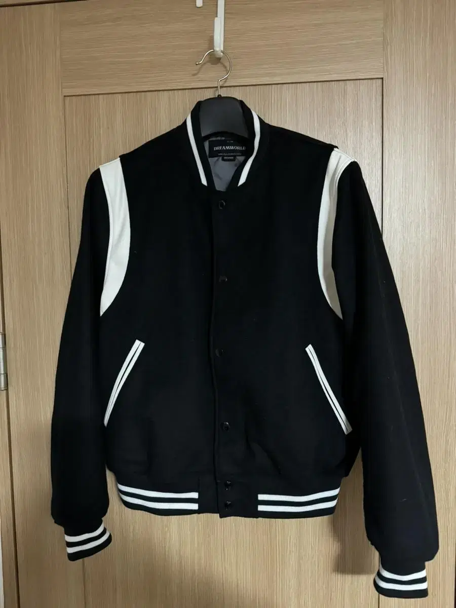 Dreamworld Varsity Jacket M