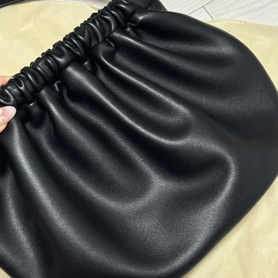 세이모온도 egg bag black S 20도 에그백