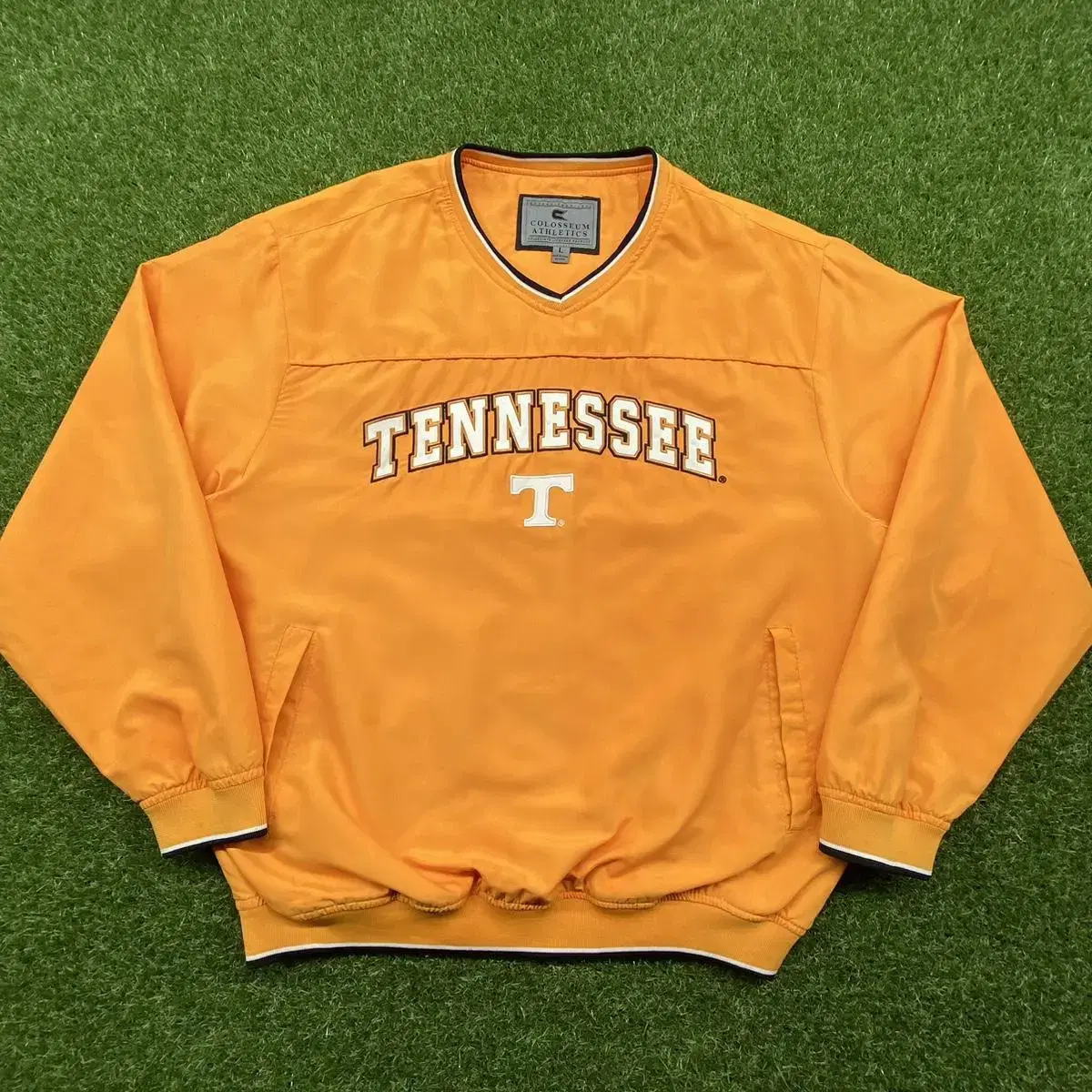 USAVintage Tennessee Pullover Windbreaker