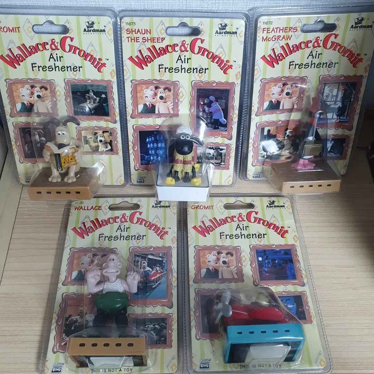 Unsealed) Wallace and Gromit Air Freshener 5Pcs Bulk