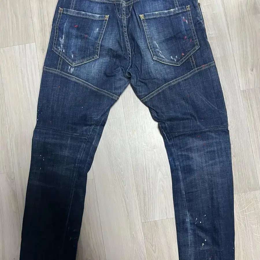 디스퀘어드2 레드탭 레드페인팅 Size 44