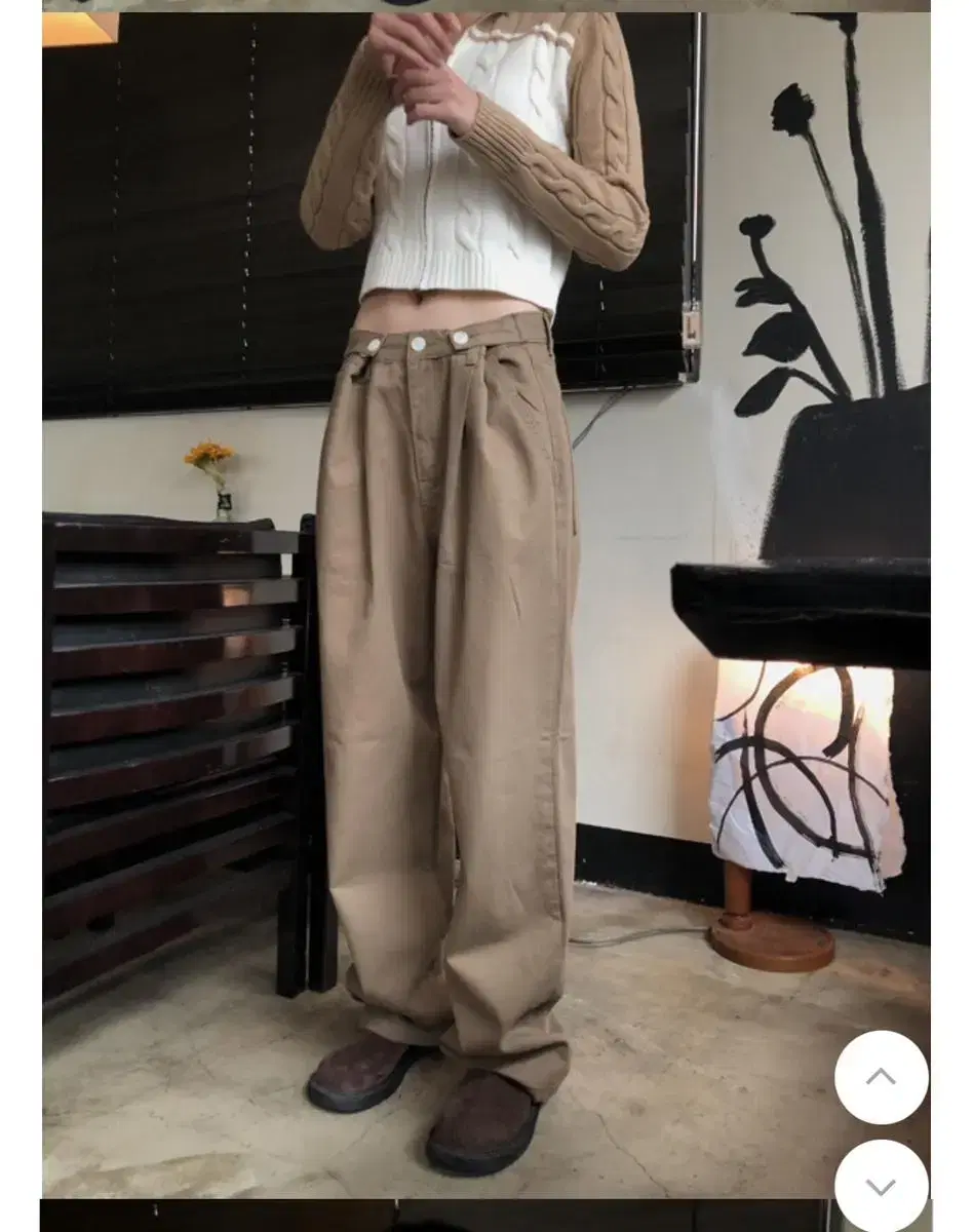 오네 3button pintuck pants