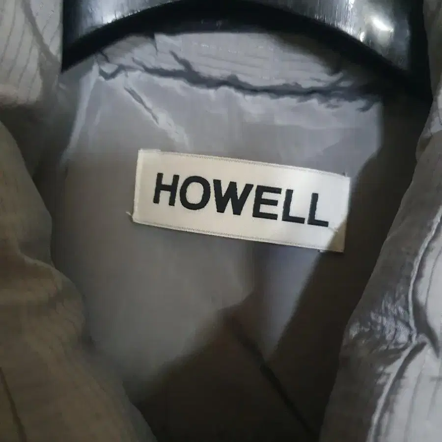 HOWELL 구스  패딩 베스트