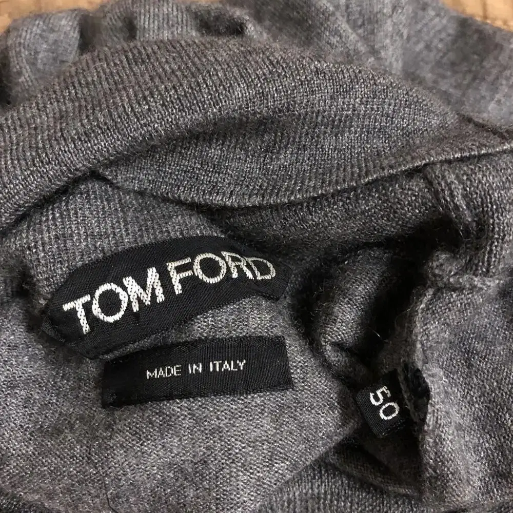 TOM FORD 톰 포드 터틀넥(캐시미어/실크)50 사이즈