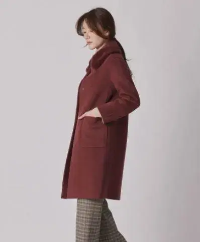 BCBG 밍크 카라 탈부착 핸드메이드 코트 55