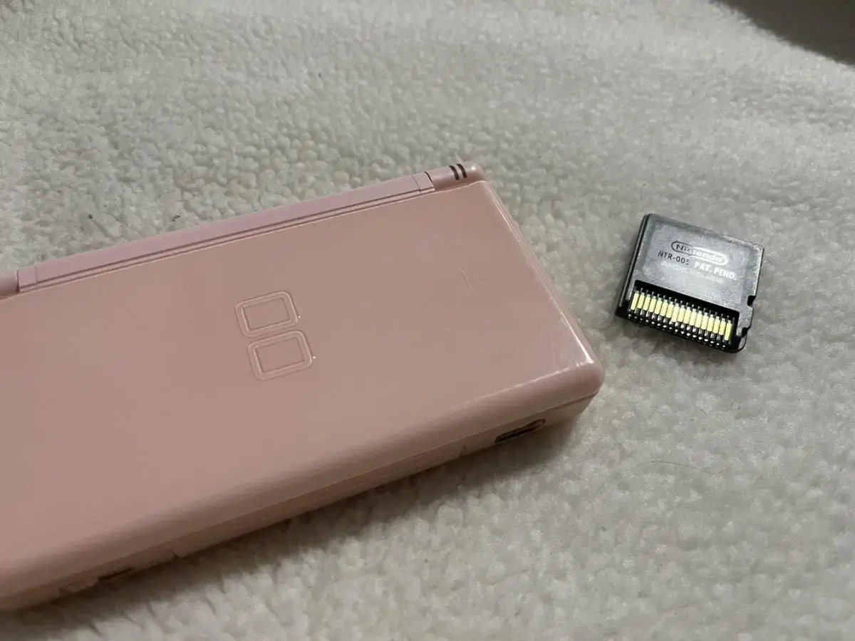 (Class A) Nintendo DS Lite Noble Pink (last price drop!!)