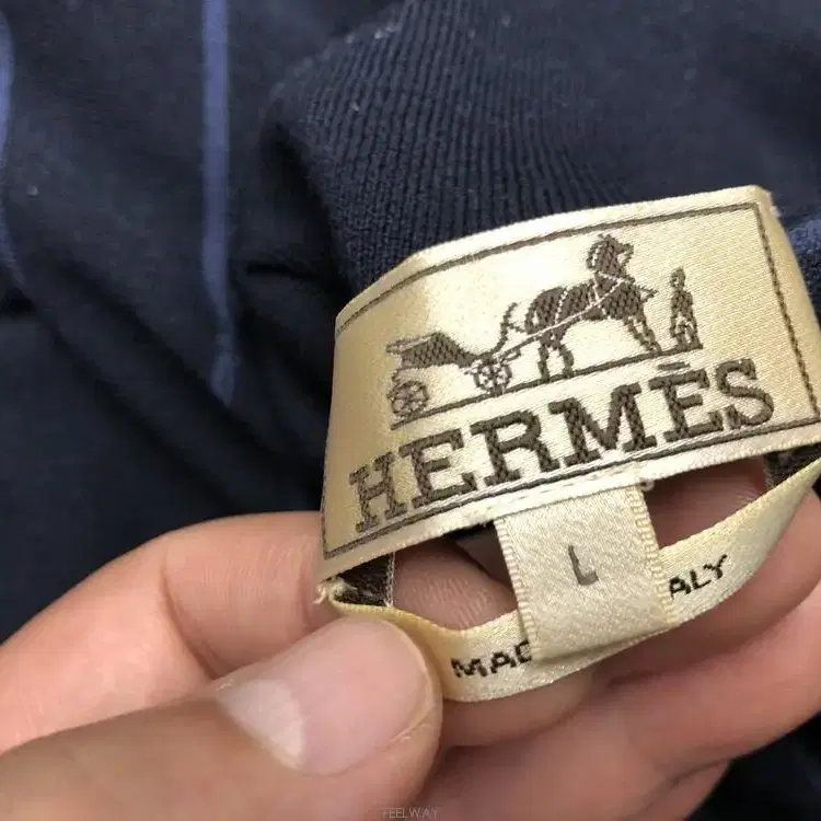 HERMES 에르메스 터틀넥(라나 울)L 사이즈