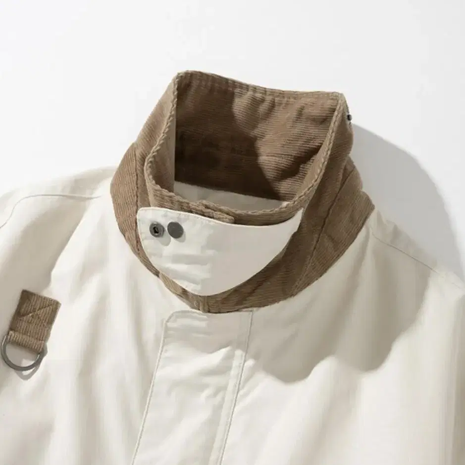 유니폼 브릿지 자켓 L (24ss hunting jacket ivory)