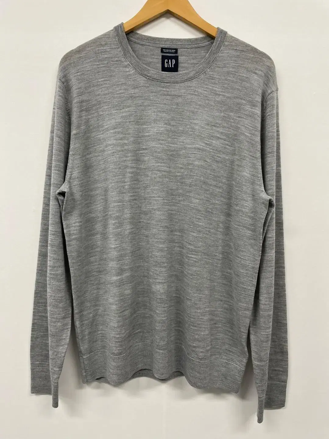 105)GAP Gap Merino Wool Knit