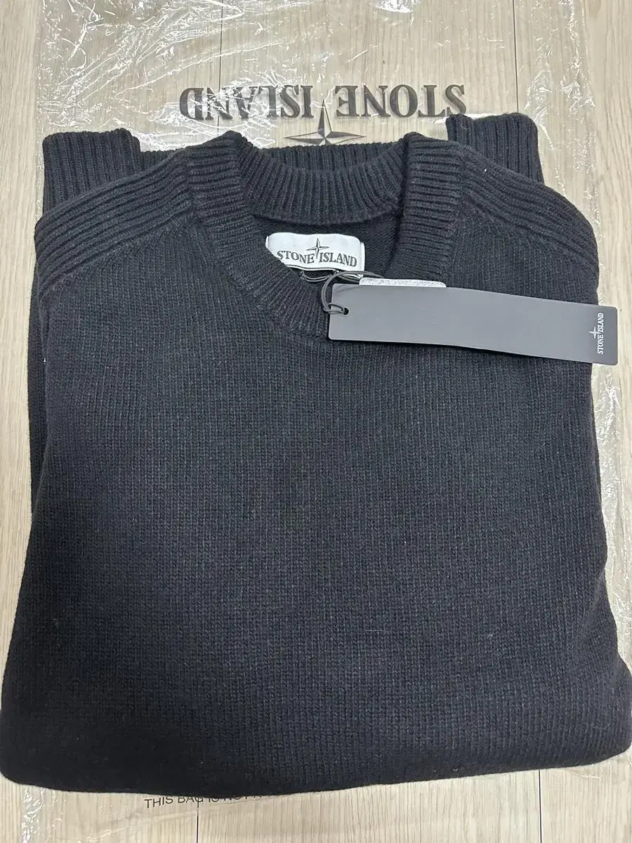 Stone Island Lambswool Knit Black L