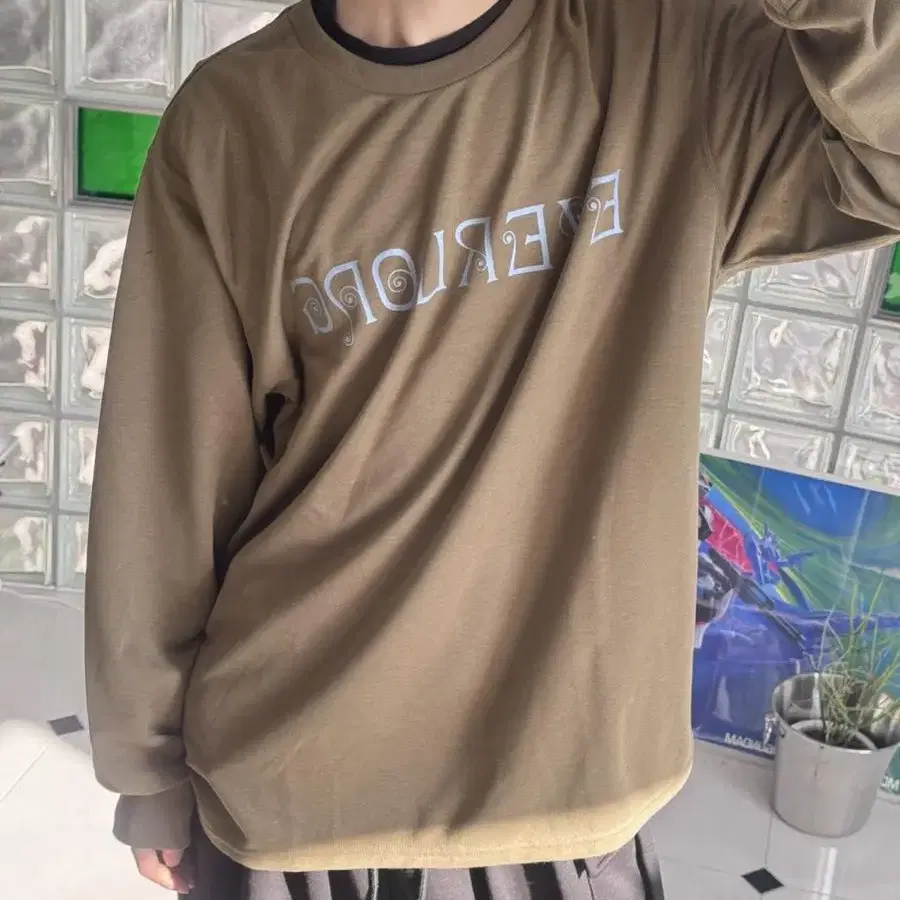 south2 west8 남이서팔 crew neck tee 크루넥 티