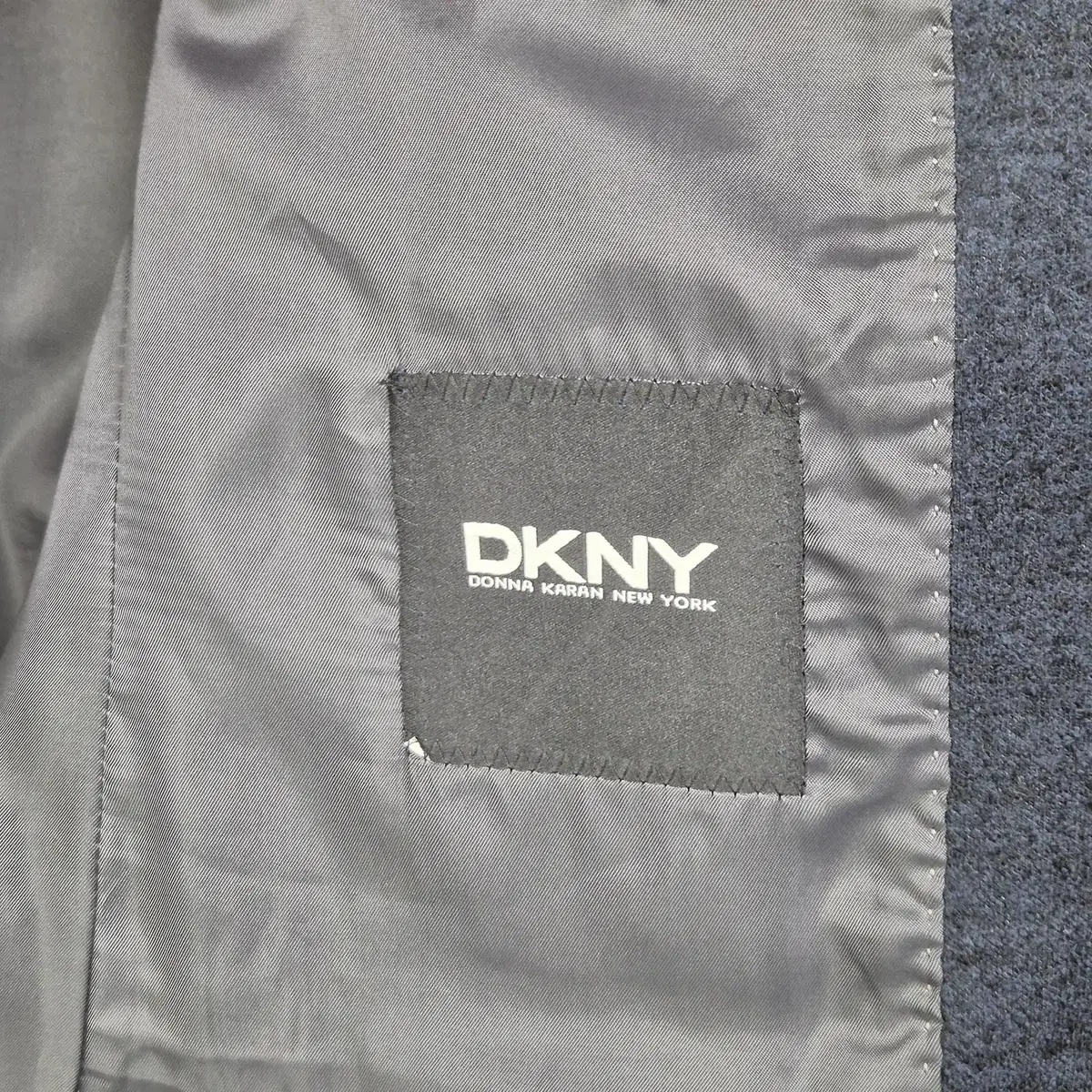 [100] DKNY 차콜 네이비 울 블레이져